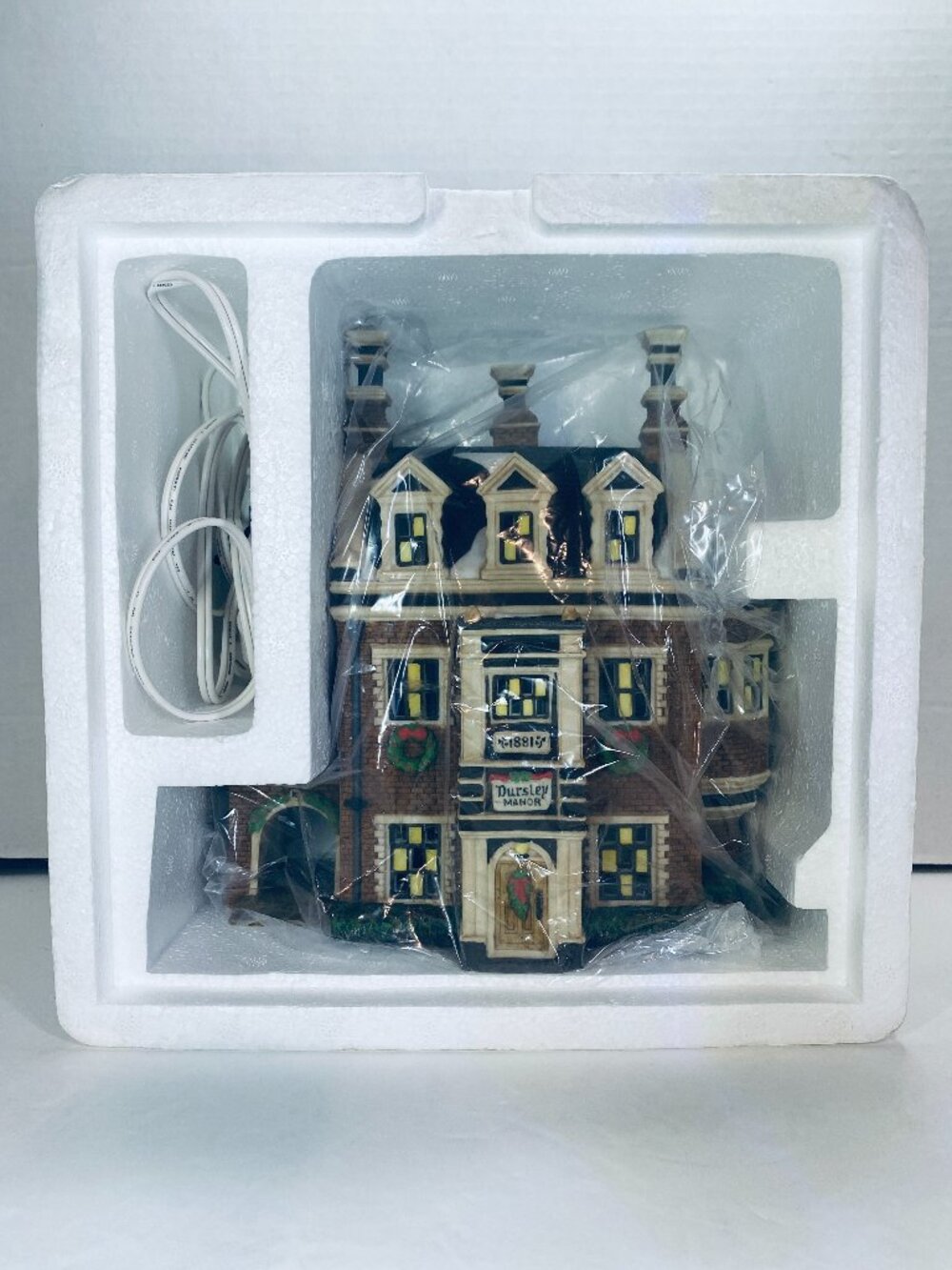 VNTG Dept 56 Dickens' Village Series Dursley Manor #58329, W/Light, Orig Box EUC